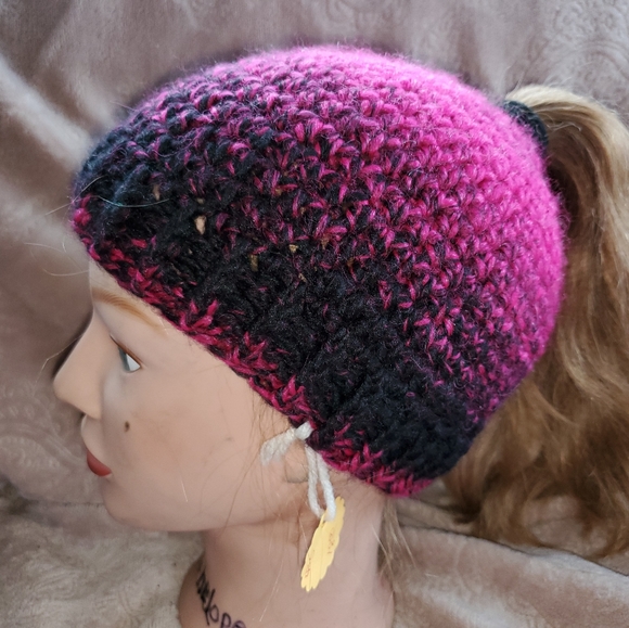 Crocheted small messy bun beanie - Picture 2 of 4
